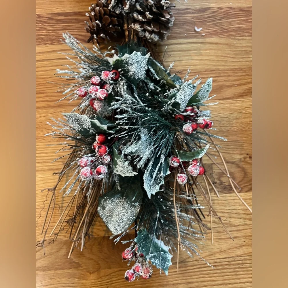 Source Unknown Holiday Wreath with Red Berries and Pinecones